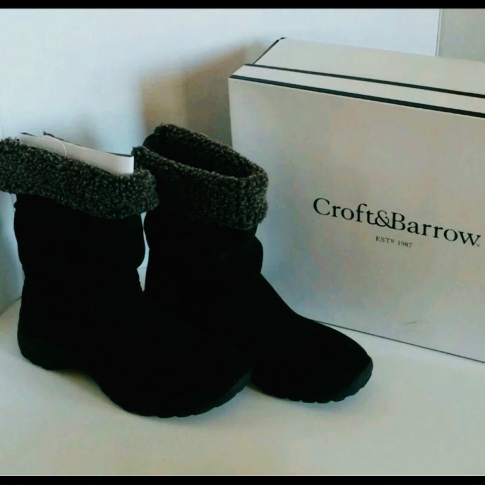 NIB - Croft & Barrow Boots Suede - Olympia Brown